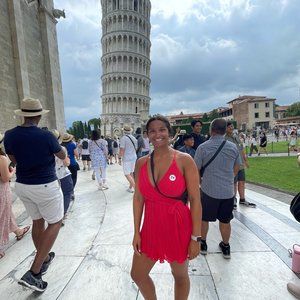 Meet your Posher, Danelle